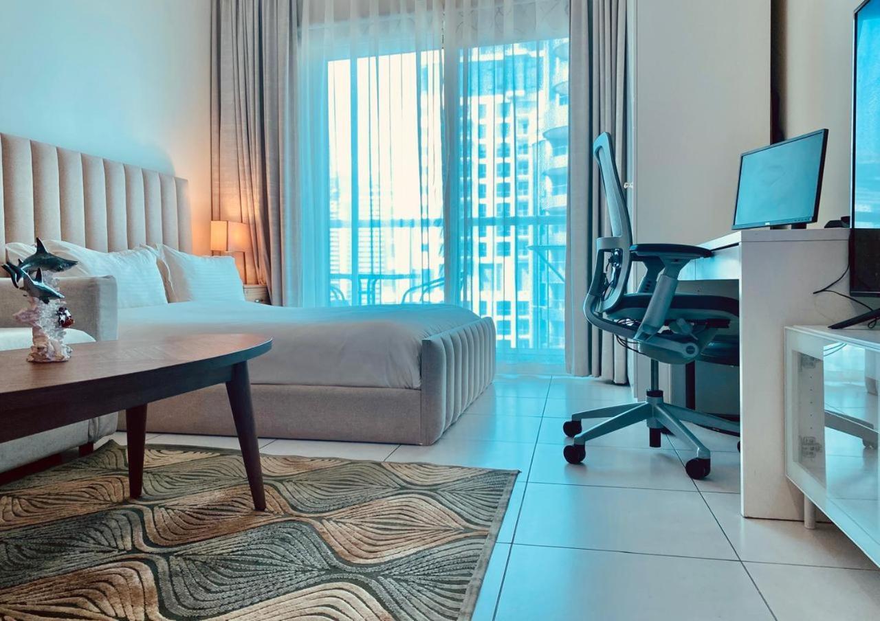Full Sea View With Balcony - Studio Apartment - 10 Min To Jbr - Dubái Exterior foto