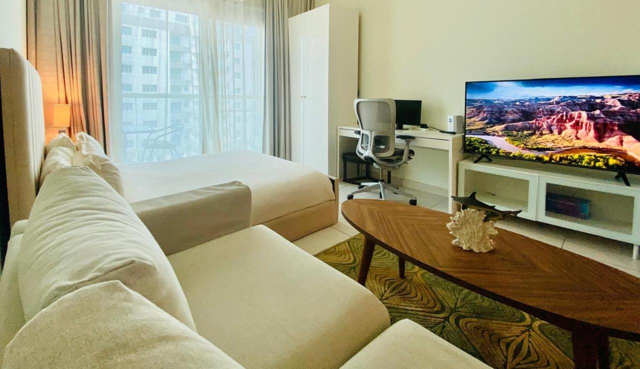 Full Sea View With Balcony - Studio Apartment - 10 Min To Jbr - Dubái Exterior foto
